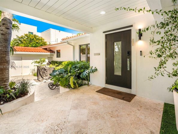 4485 N Jefferson Ave, Miami Beach FL 33140