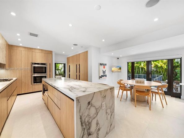 4485 N Jefferson Ave, Miami Beach FL 33140