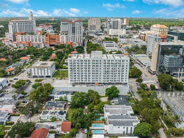 2351 Douglas Rd 604, Miami FL 33145