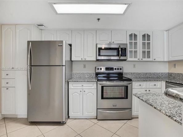2351 Douglas Rd 604, Miami FL 33145