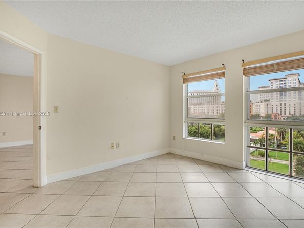 2351 Douglas Rd 604, Miami FL 33145