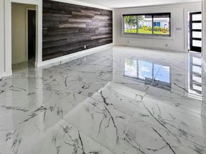 1009 Leisure Ln, Boynton Beach FL 33426