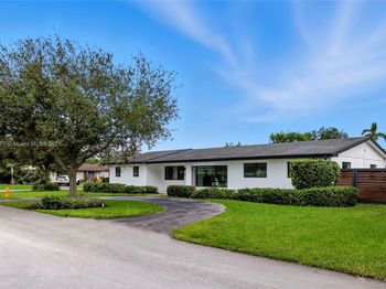 8341 SW 87th Ter