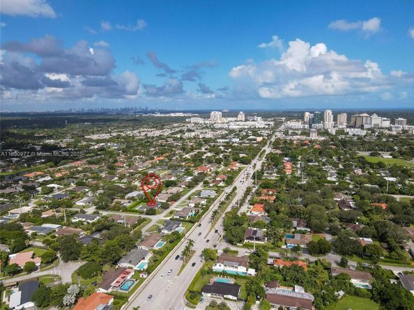 8341 SW 87th Ter, Miami FL 33143