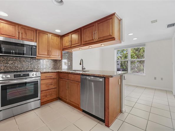 7150 SW 55th Ter W, Miami FL 33155