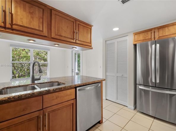 7150 SW 55th Ter W, Miami FL 33155