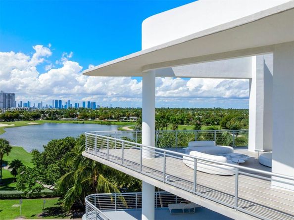 2001 Meridian Ave PH01, Miami Beach FL 33139