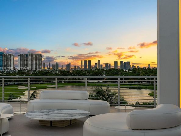 2001 Meridian Ave PH01, Miami Beach FL 33139