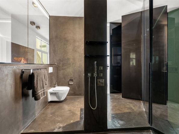 2001 Meridian Ave PH01, Miami Beach FL 33139