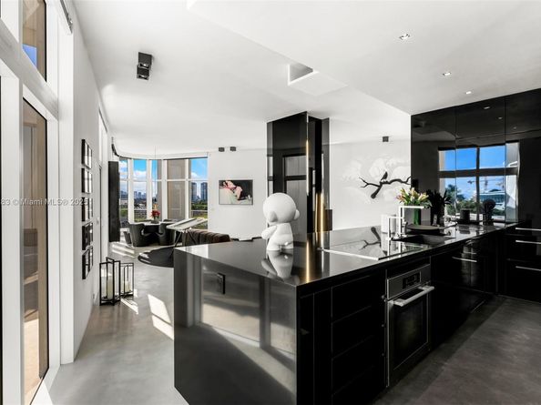 2001 Meridian Ave PH01, Miami Beach FL 33139