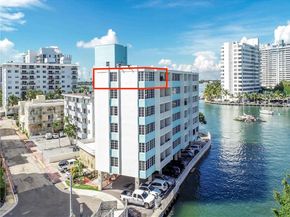 1670 Lincoln Ct. PH7E, Miami Beach FL 33139