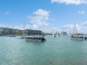 1670 Lincoln Ct. PH7E, Miami Beach FL 33139