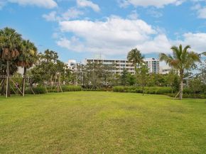 1670 Lincoln Ct. PH7E, Miami Beach FL 33139