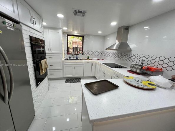 17820 SW 174th St, Miami FL 33187