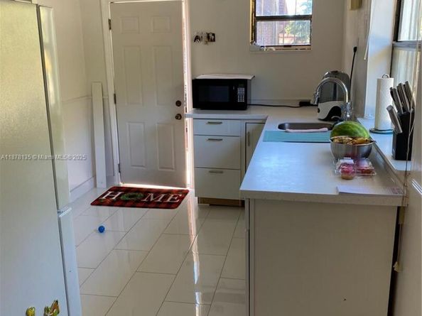 17820 SW 174th St, Miami FL 33187