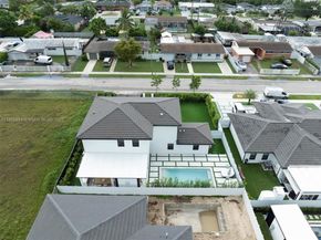 10940 SW 180th St, Miami FL 33157