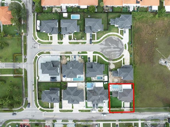 10940 SW 180th St, Miami FL 33157