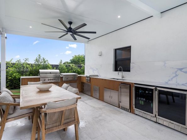 10940 SW 180th St, Miami FL 33157