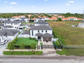 10940 SW 180th St, Miami FL 33157