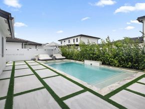 10940 SW 180th St, Miami FL 33157