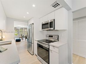 3141 NW 47th Ter 121, Lauderdale Lakes FL 33319