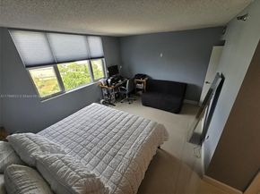 3850 Washington St 704, Hollywood FL 33021