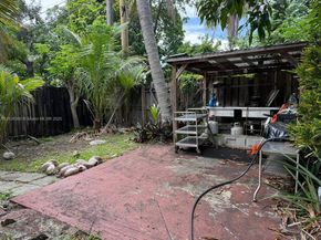 1535 NE 171st St, North Miami Beach FL 33162