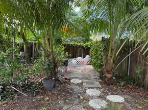 1535 NE 171st St, North Miami Beach FL 33162