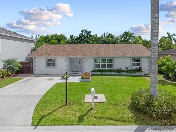 12950 SW 267th St, Homestead FL 33032