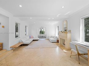 4490 Royal Palm Ave, Miami Beach FL 33140