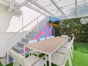 4490 Royal Palm Ave, Miami Beach FL 33140