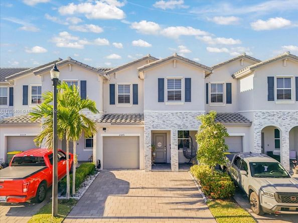 2641 SE 12th St 2641, Homestead FL 33035