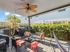 2641 SE 12th St 2641, Homestead FL 33035