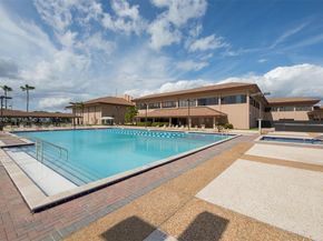 1201 SW 141st Ave 110J, Pembroke Pines FL 33027