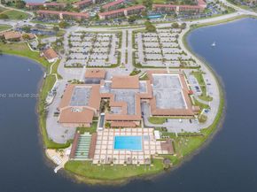 1201 SW 141st Ave 110J, Pembroke Pines FL 33027