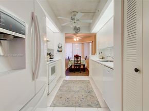 1201 SW 141st Ave 110J, Pembroke Pines FL 33027