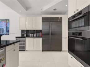 4100 Island Blvd 902, Aventura FL 33160