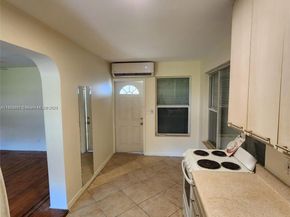 1843 Wiley St, Hollywood FL 33020