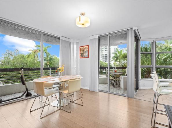 3530 Mystic Pointe Dr 309, Aventura FL 33180