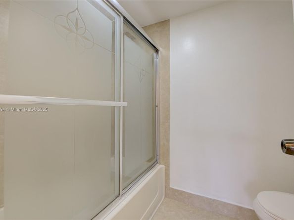 9963 Nob Hill Pl 0, Sunrise FL 33351