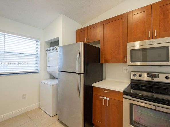 9963 Nob Hill Pl 0, Sunrise FL 33351