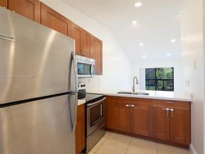 9963 Nob Hill Pl 0, Sunrise FL 33351