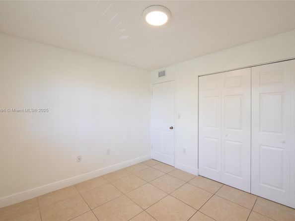 9963 Nob Hill Pl 0, Sunrise FL 33351