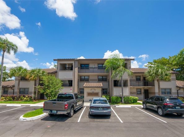 9963 Nob Hill Pl 0, Sunrise FL 33351