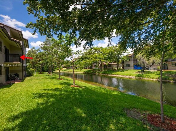 9963 Nob Hill Pl 0, Sunrise FL 33351