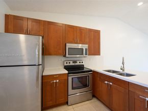 9963 Nob Hill Pl 0, Sunrise FL 33351