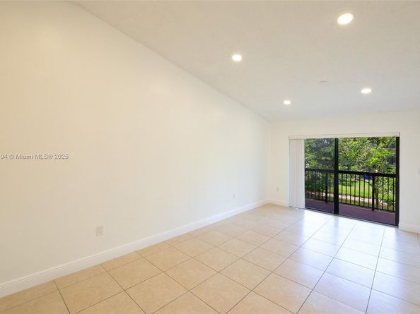 9963 Nob Hill Pl 0, Sunrise FL 33351