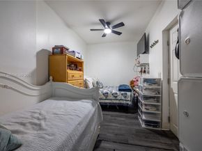 2204 Mckinley St, Hollywood FL 33020