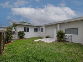2204 Mckinley St, Hollywood FL 33020