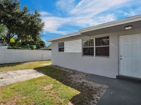 3051 NW 77th St, Miami FL 33147